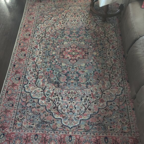 Cashmere Silk rug from Pakistan - Picture 8 of 9